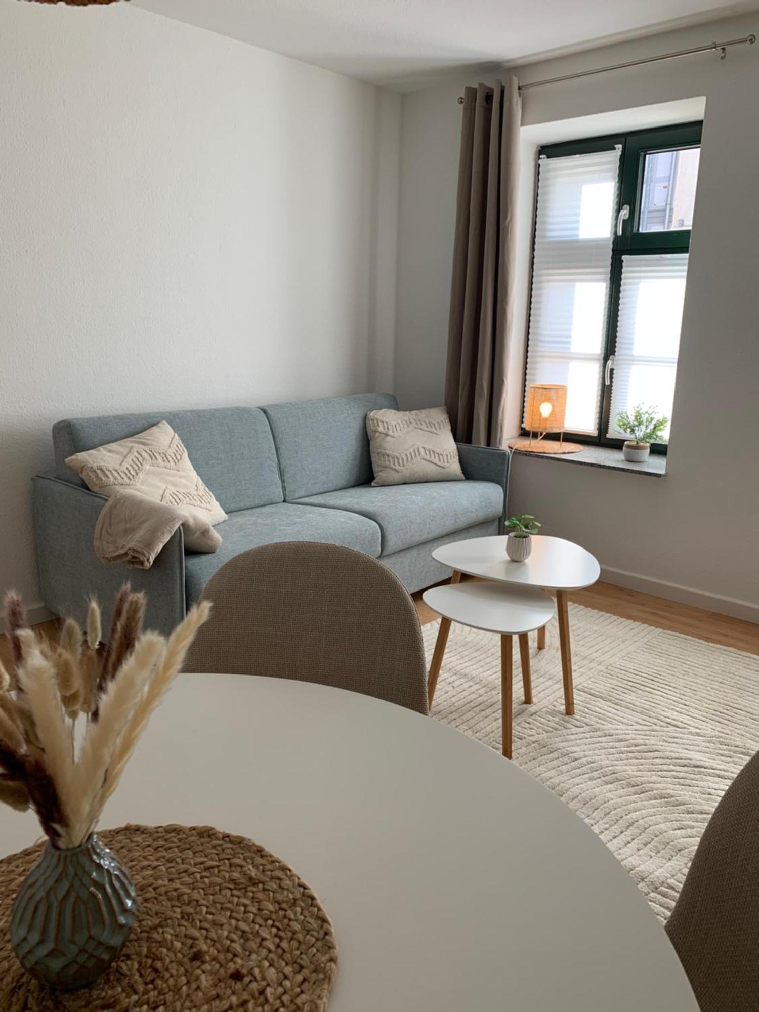 City-Apartment Mit Parkplatz & Fahrradraum! Nur 300M Zum Stadthafen 슈베린 외부 사진